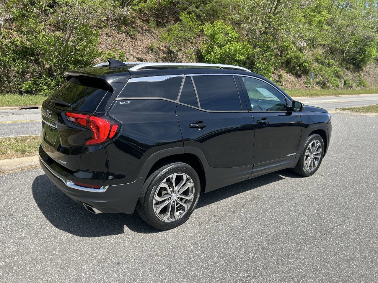 Used 2019 GMC Terrain SLT w/ Preferred Package AWD/4WD image 7