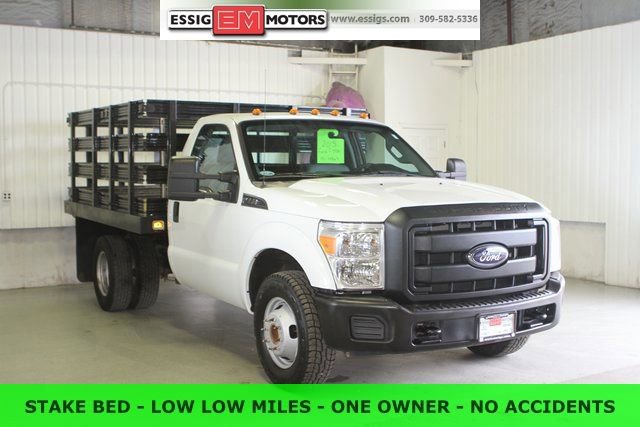 Used 2015 Ford F350 XL image 1