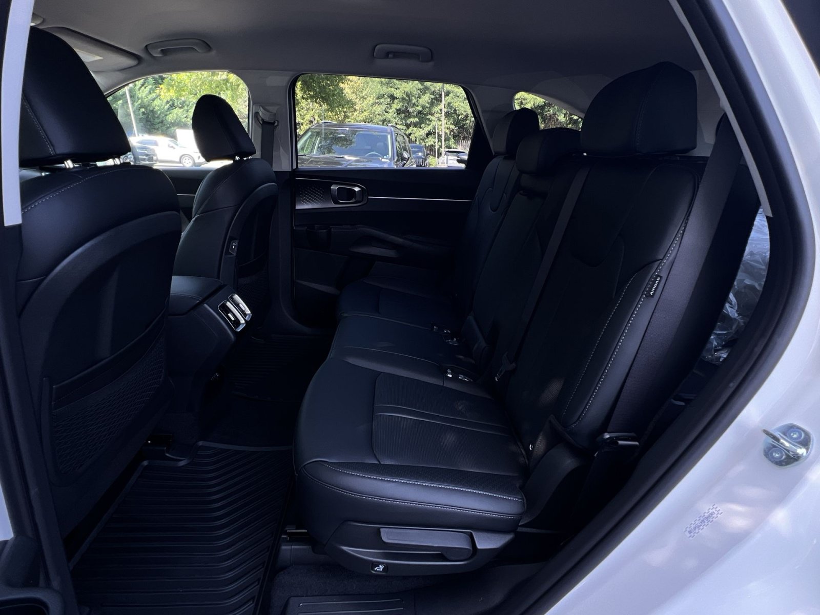 New 2026 Kia Sorento EX AWD/4WD image 31