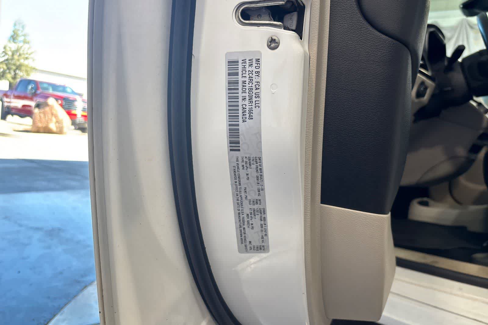 Used 2022 Chrysler Pacifica Touring-L FWD image 29