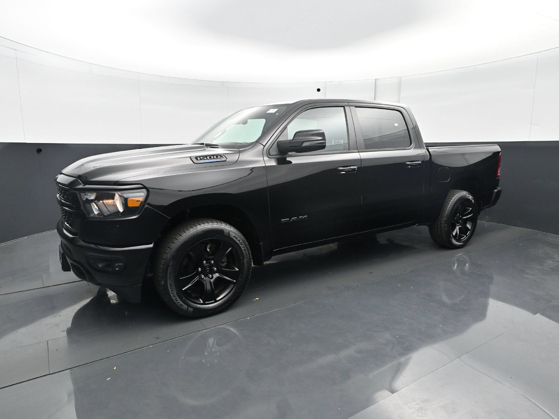 Used 2023 RAM 1500 Big Horn AWD/4WD image 2
