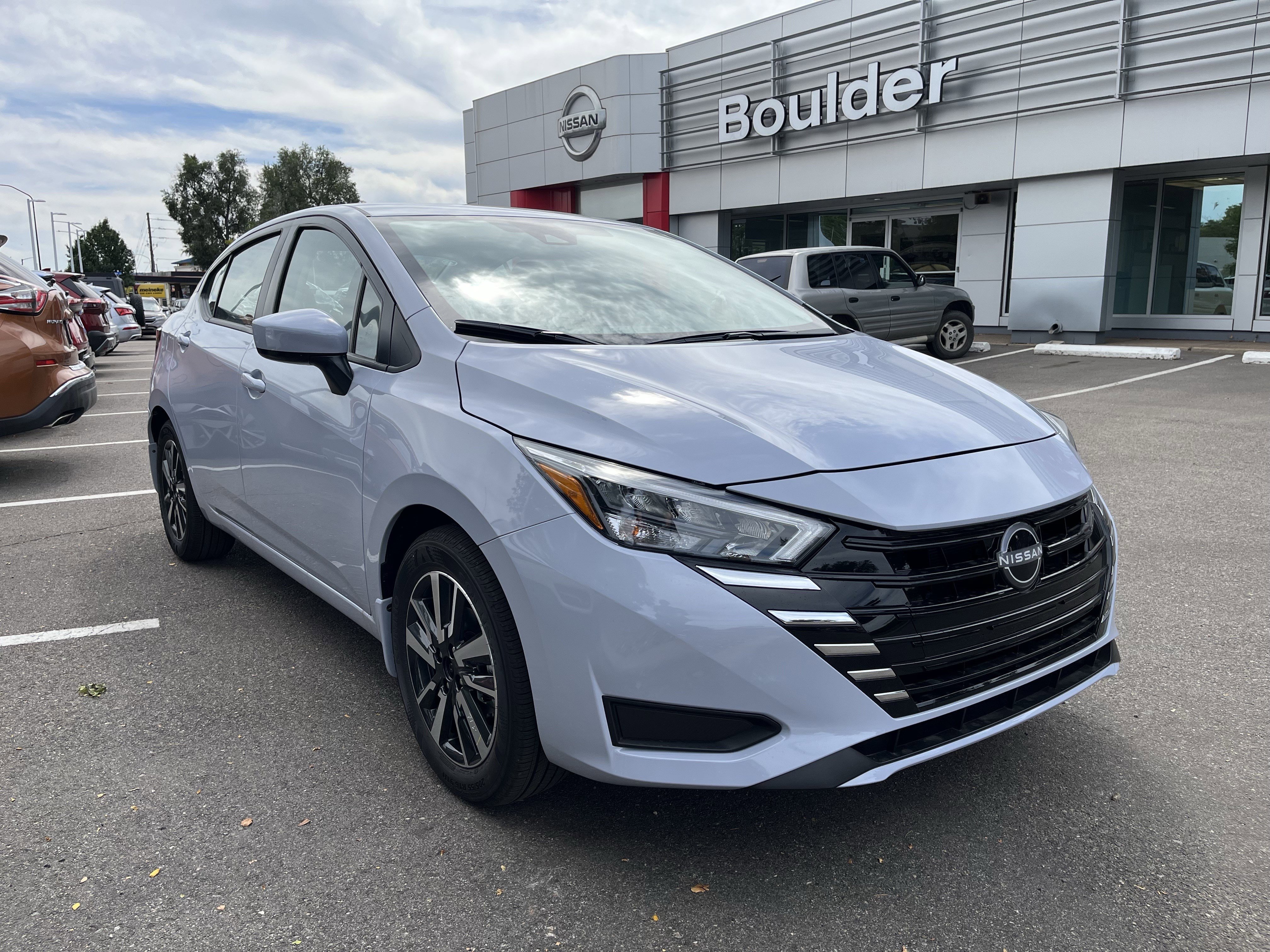 New 2025 Nissan Versa SV w/ Trunk Package FWD image 2