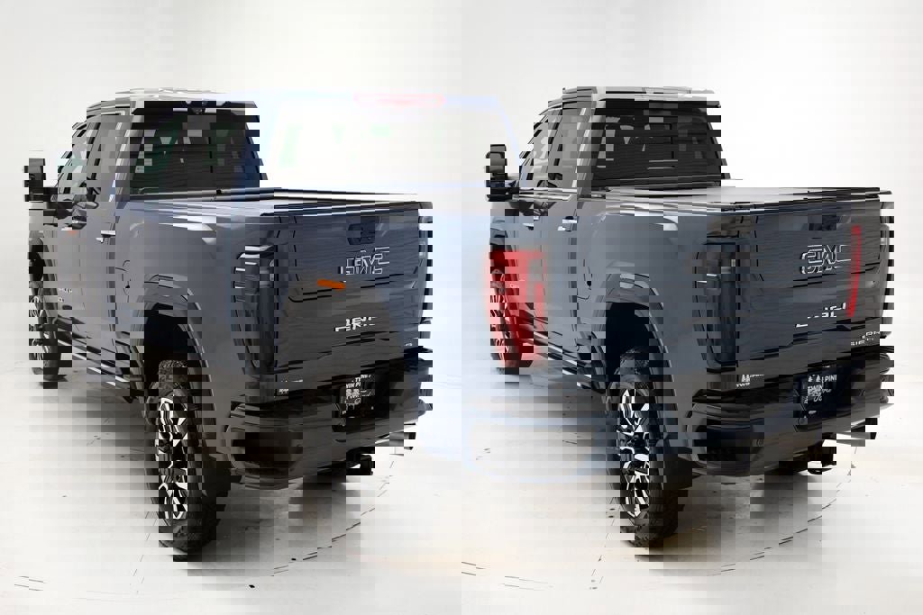 Used 2024 GMC Sierra 2500 Denali Ultimate image 8