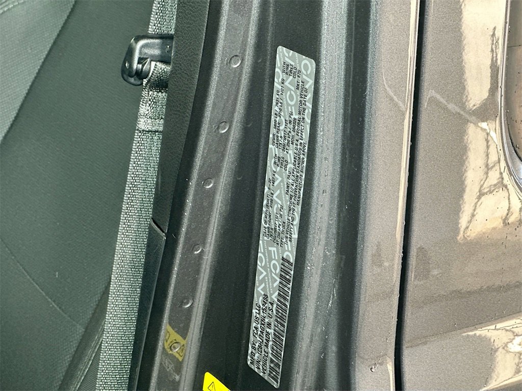 Used 2022 Jeep Gladiator Sport image 31