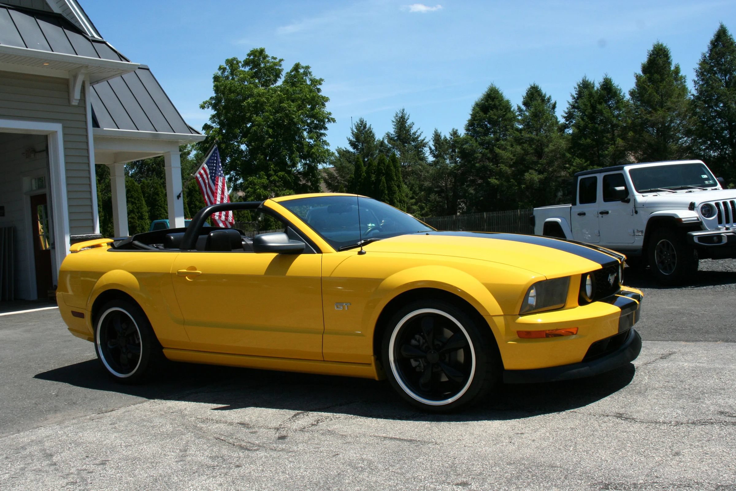 Used 2006 Ford Mustang GT Premium RWD image 7