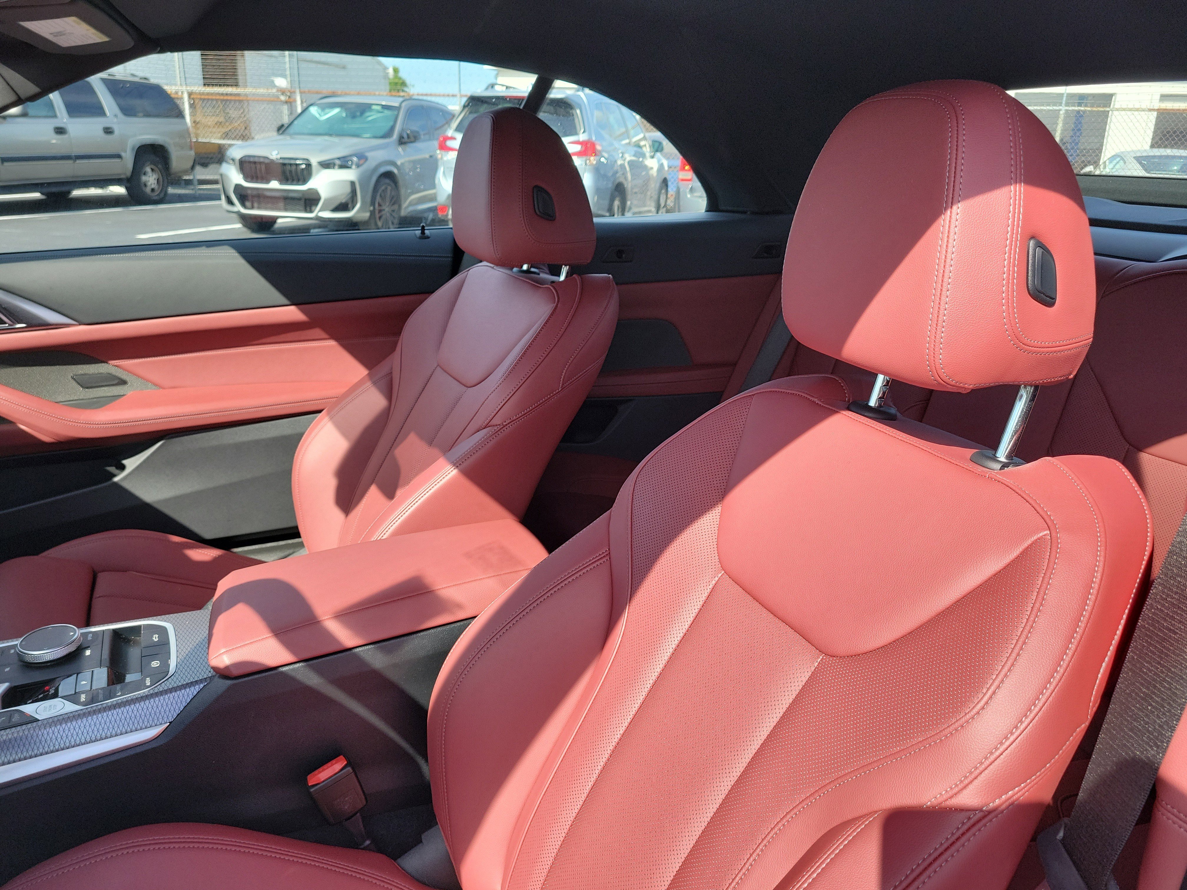 Used 2026 BMW M440i Convertible image 19