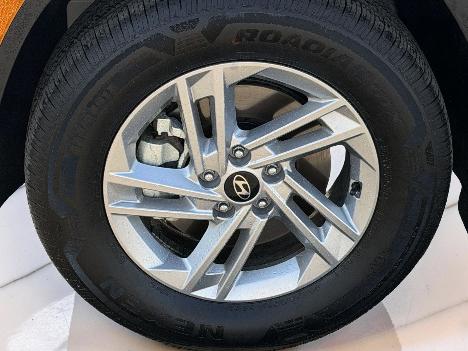 Certified 2026 Hyundai Tucson SE image 5