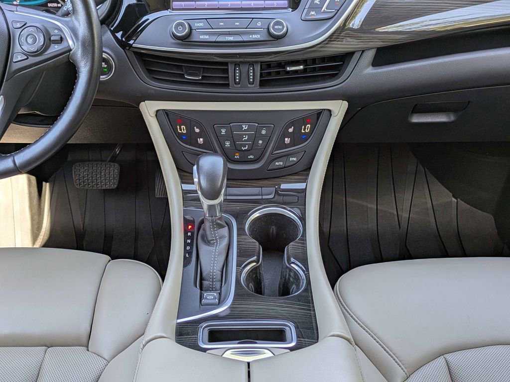 Used 2020 Buick Envision Premium w/ Driver Confidence Package AWD/4WD image 19