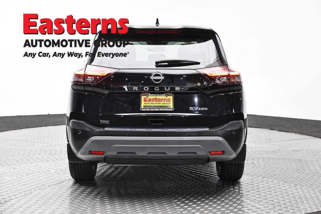 Used 2023 Nissan Rogue SV AWD/4WD image 6