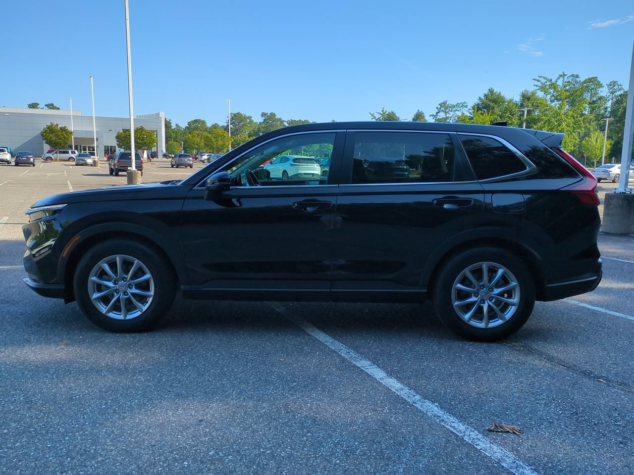 Used 2026 Honda CR-V EX image 7