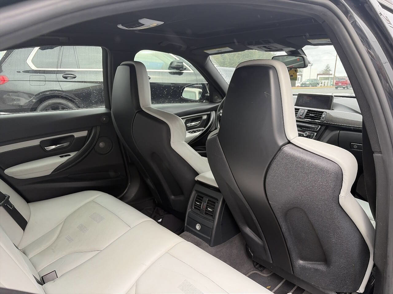 Used 2015 BMW M3 image 12