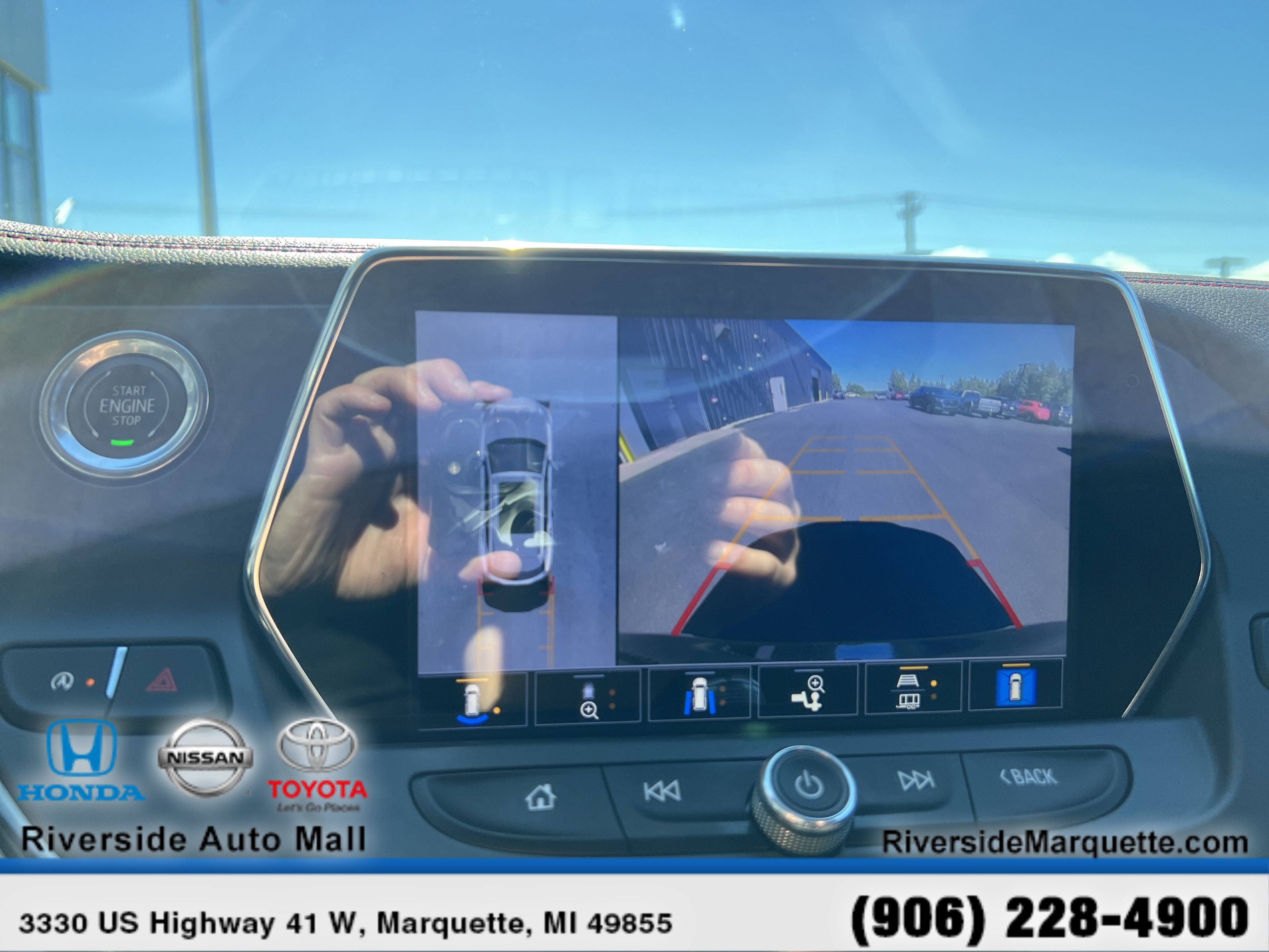 Used 2021 Chevrolet Blazer RS w/ Enhanced Convenience Package AWD/4WD image 23