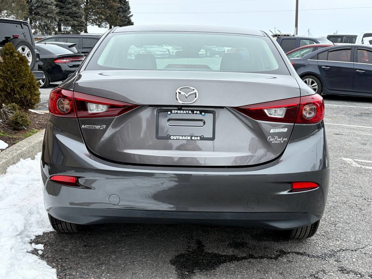 Used 2018 MAZDA MAZDA3 Sport w/ Preferred Equipment Package FWD image 37