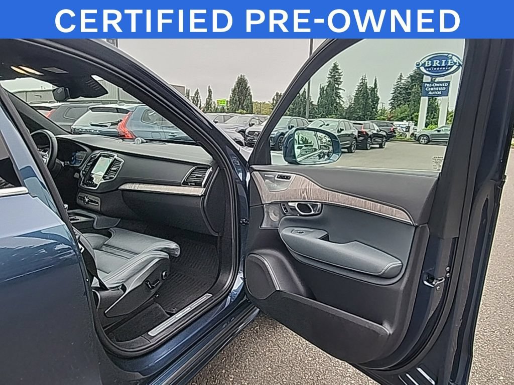 Certified 2024 Volvo XC90 T8 Ultimate AWD/4WD image 18