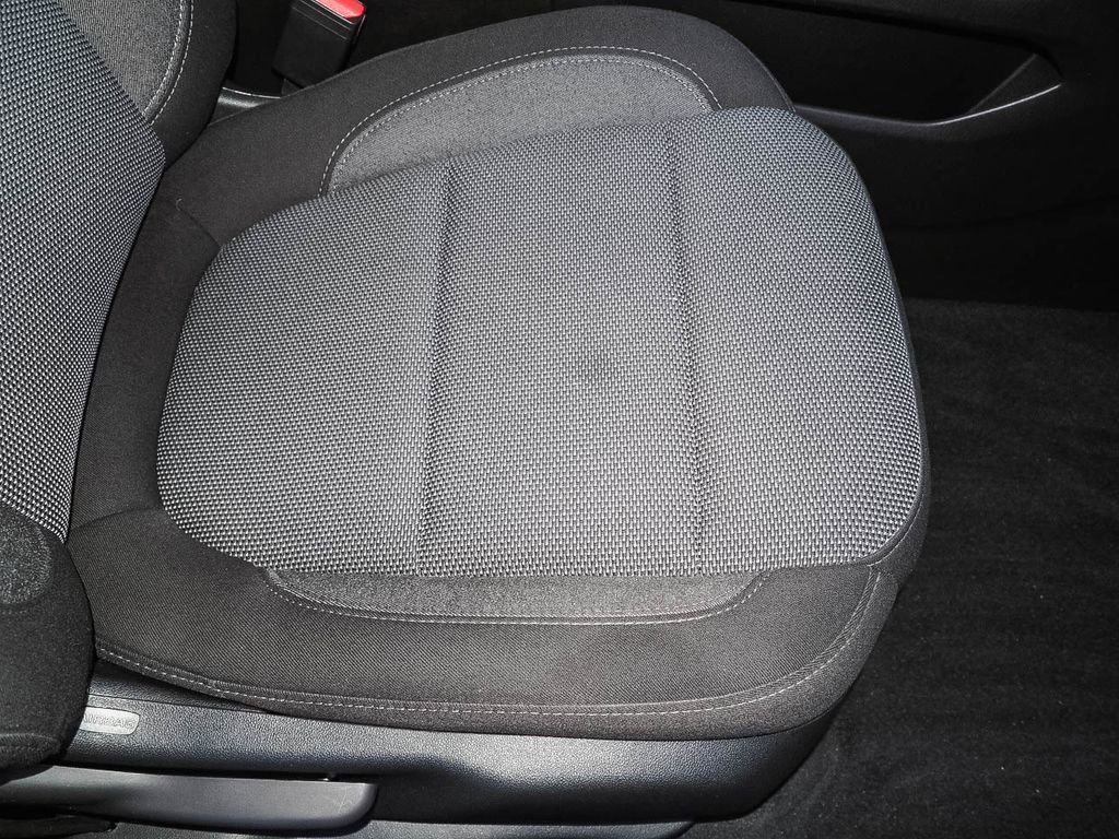 Certified 2023 Chevrolet Traverse LT image 18