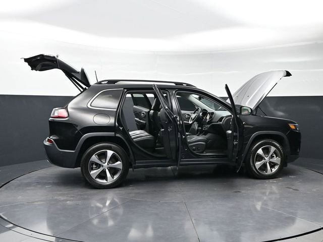 Used 2022 Jeep Cherokee Limited image 26