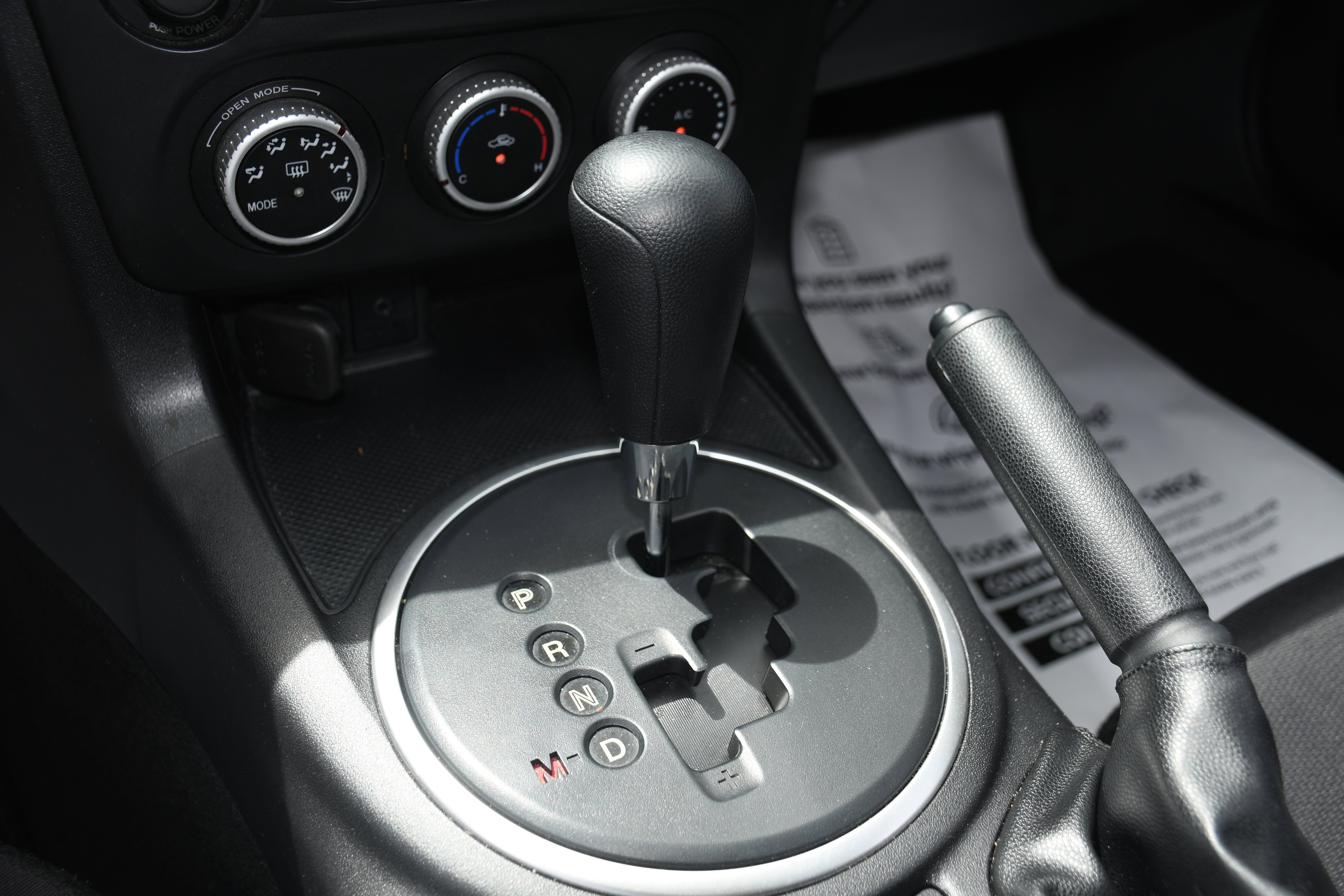 Used 2009 MAZDA MX-5 Miata Sport RWD image 14