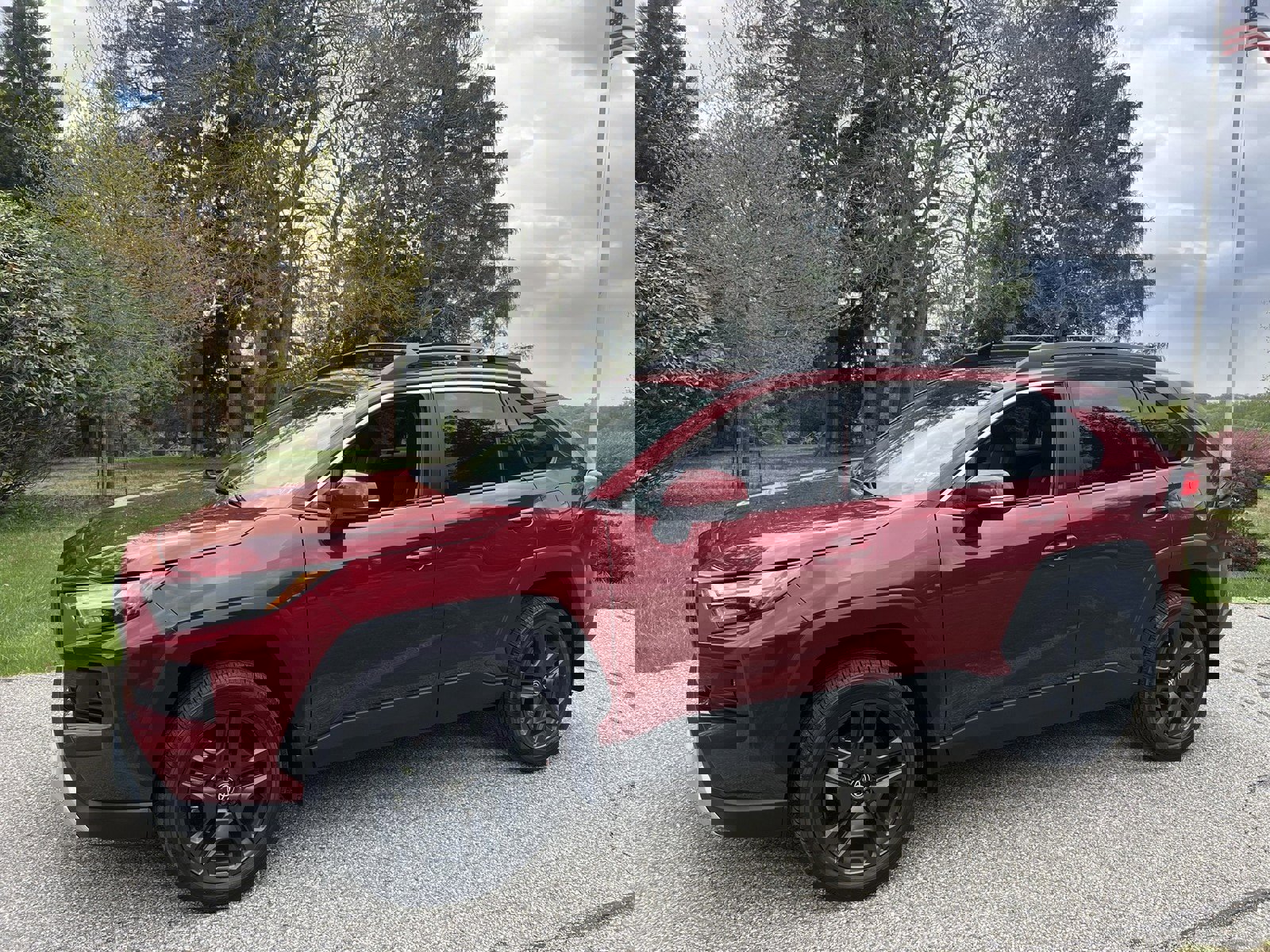 Used 2024 Toyota RAV4 Adventure w/ Convenience Package AWD/4WD image 5