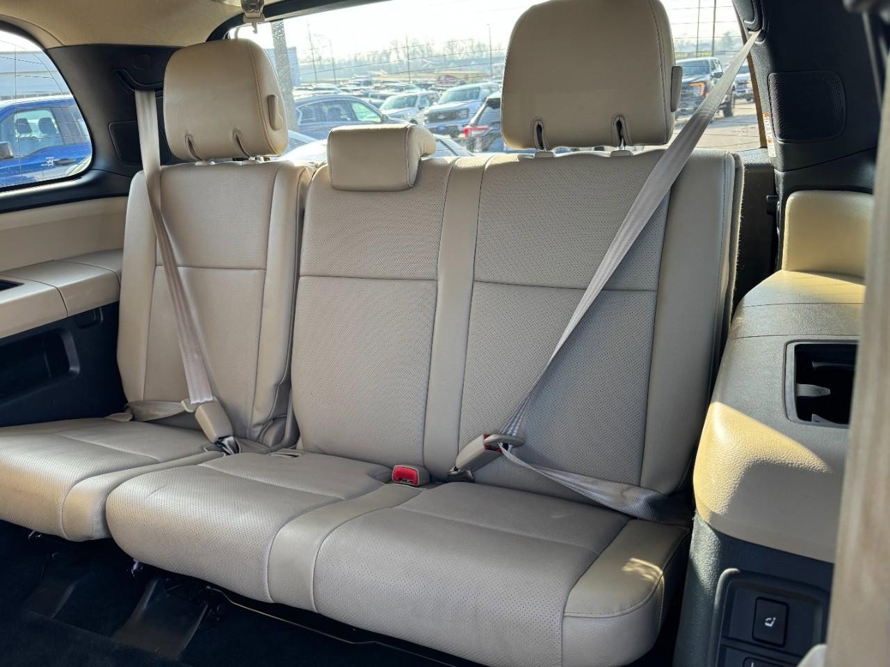 Used 2014 Toyota Sequoia Platinum image 12