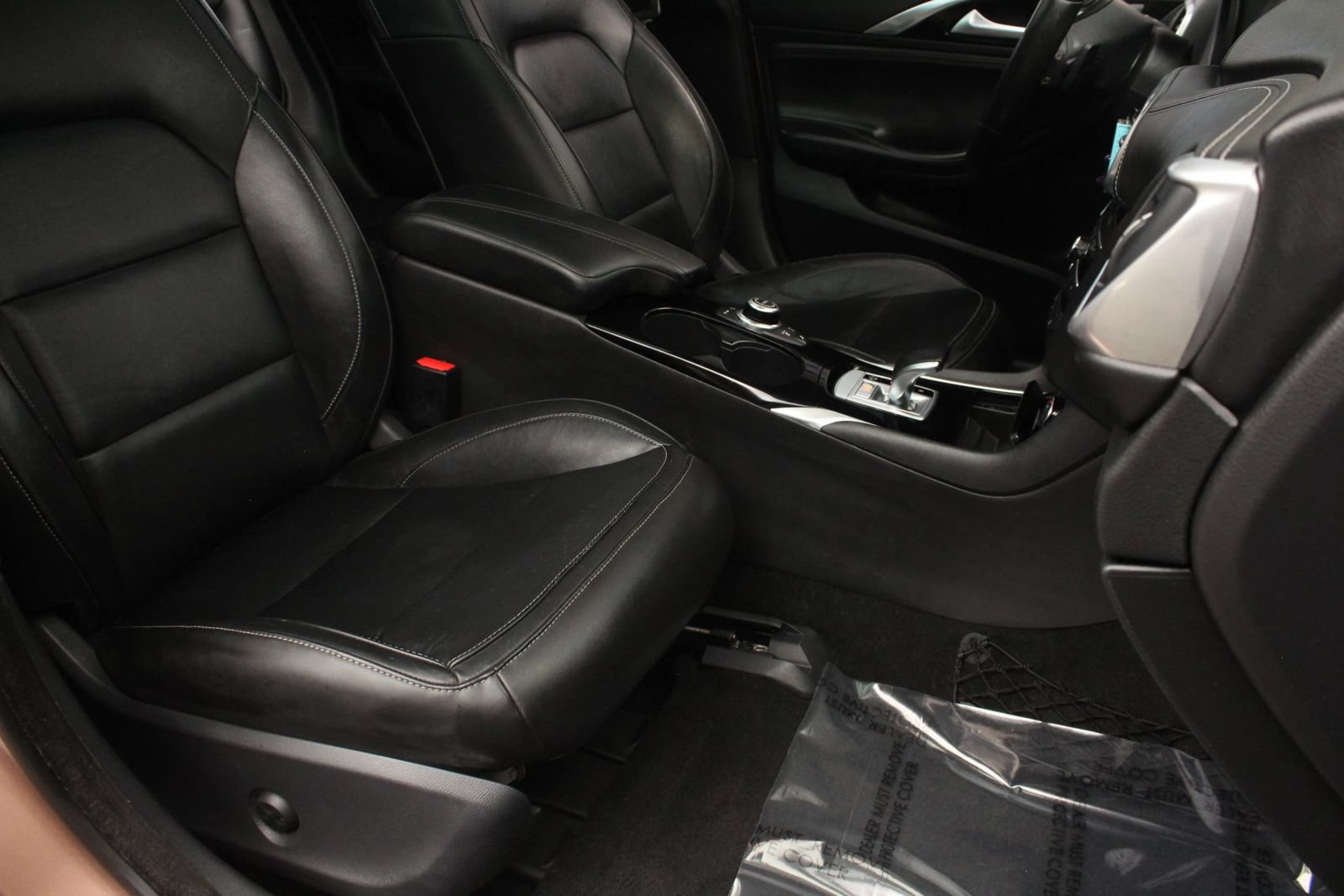 Used 2018 INFINITI QX30 Premium AWD/4WD image 30