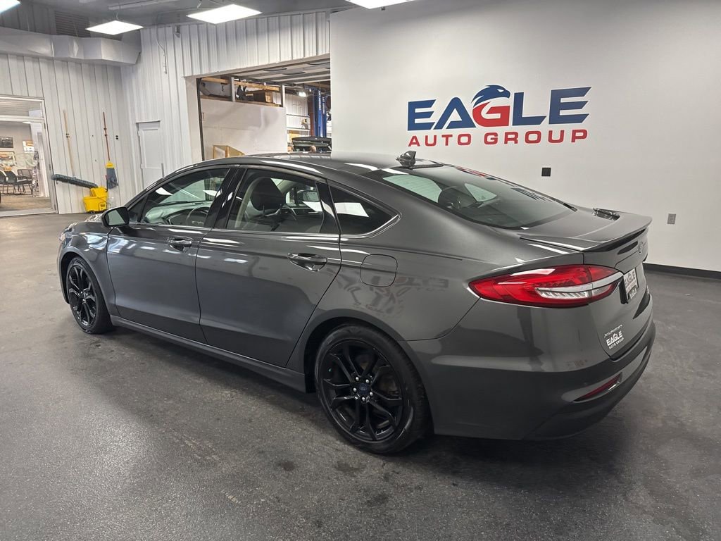 Used 2020 Ford Fusion SE w/ Equipment Group 151A image 7