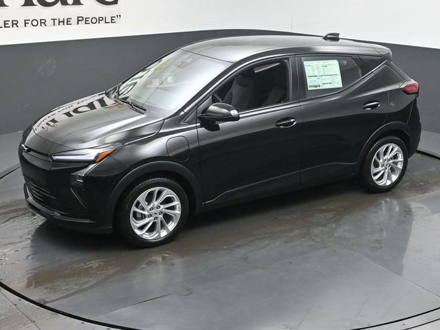 New 2027 Chevrolet Bolt LT w/ Comfort Package FWD image 22