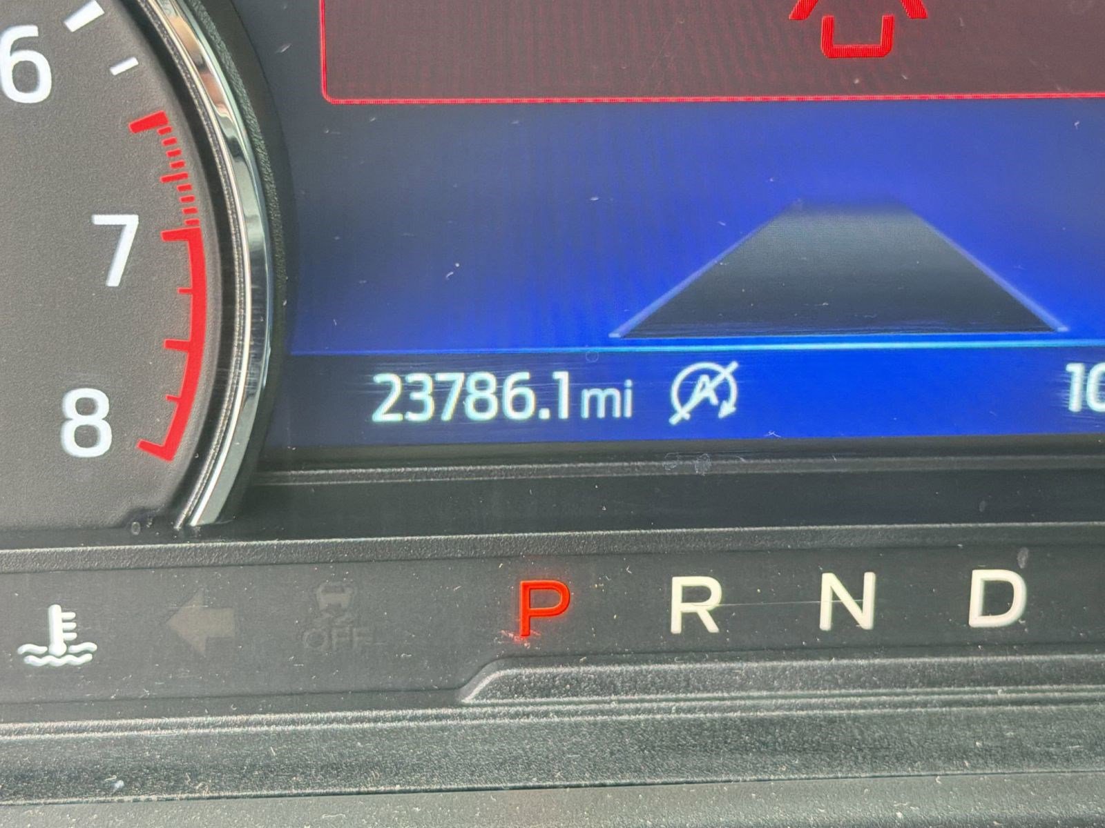 Used 2023 Ford Explorer XLT RWD image 17