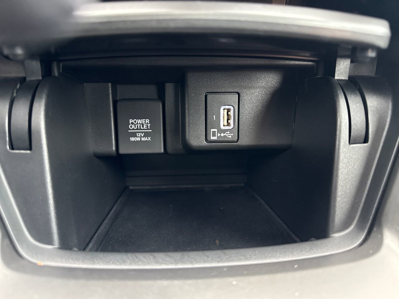 Used 2018 Honda Accord Sport image 22