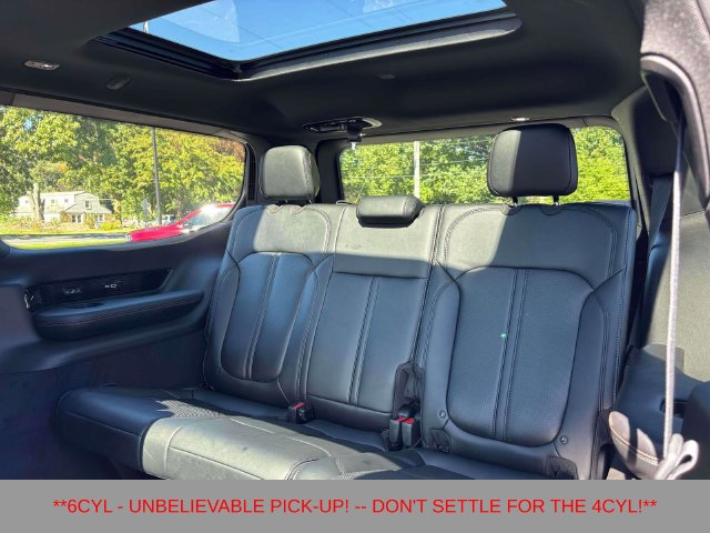 New 2027 Jeep Grand Wagoneer Overland AWD/4WD image 9