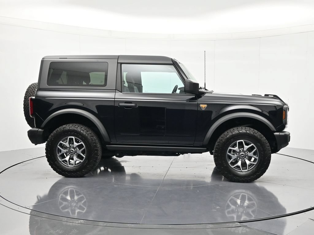 Certified 2025 Ford Bronco Badlands AWD/4WD image 4