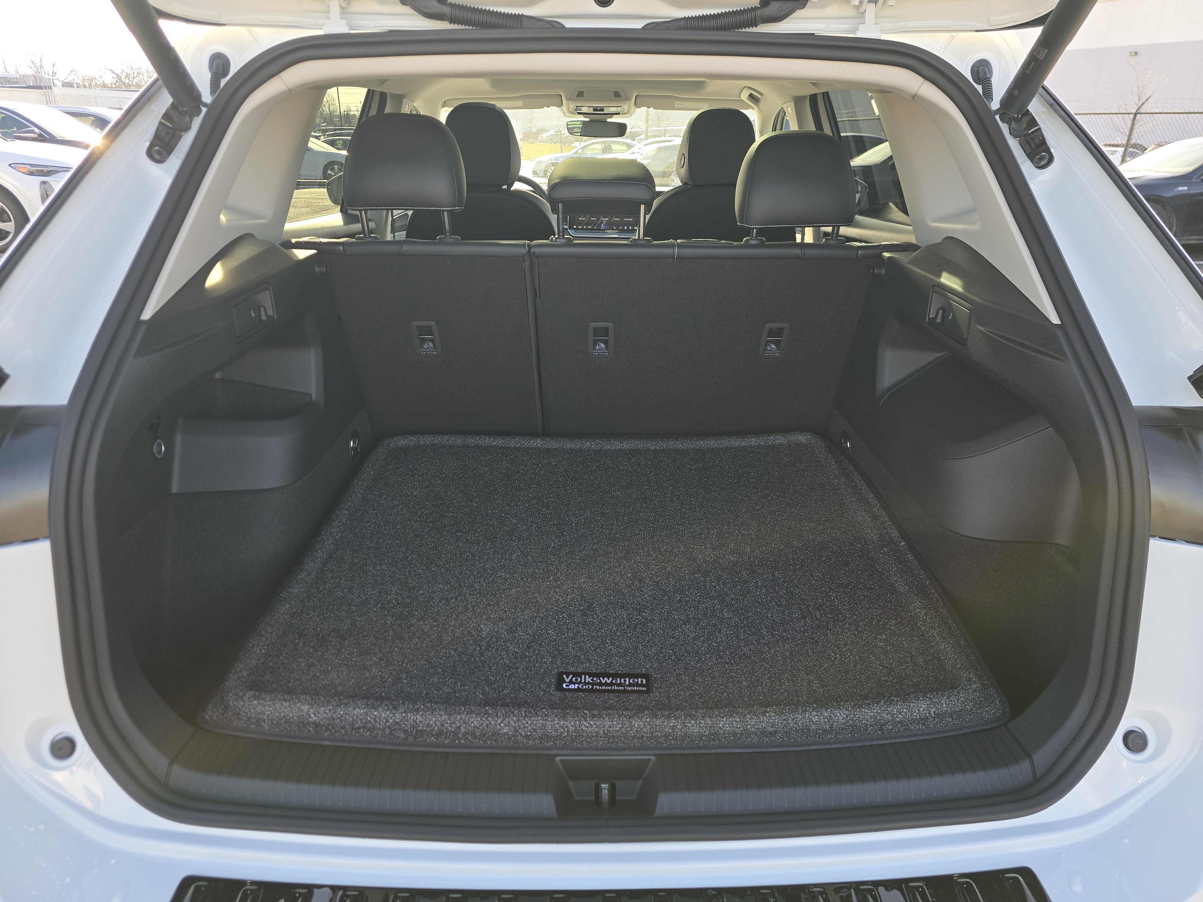 New 2026 Volkswagen Tiguan SE image 15