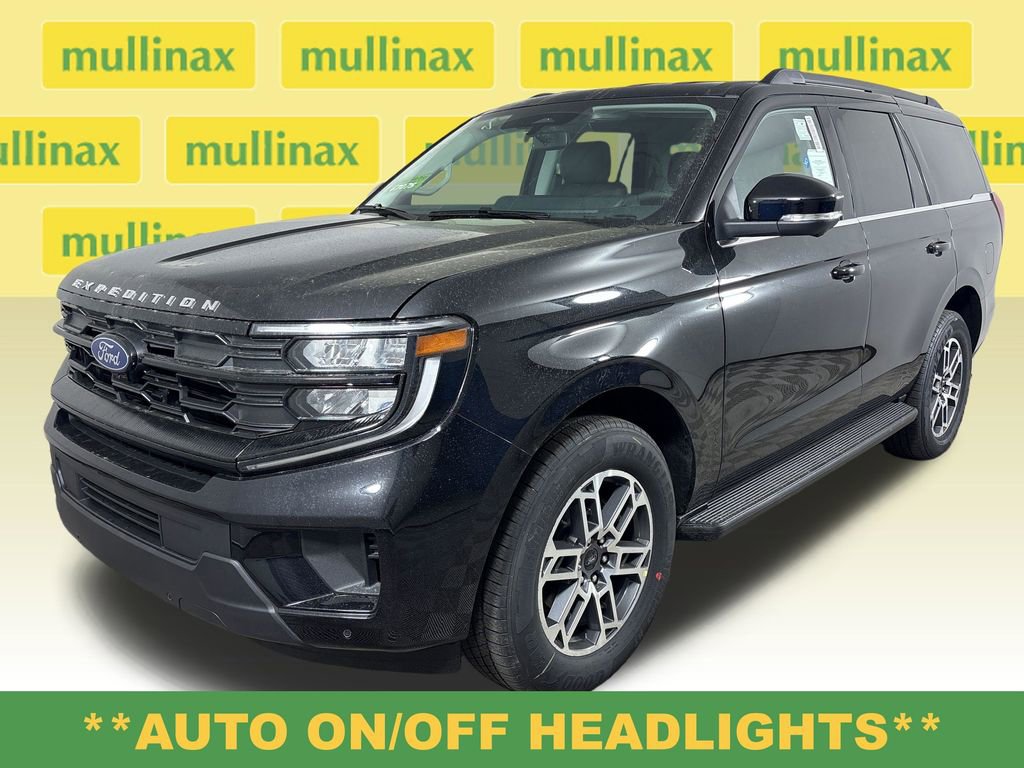 New 2026 Ford Expedition Active image 15