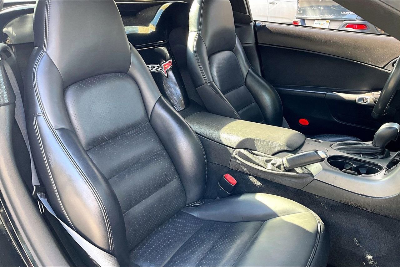 Used 2007 Chevrolet Corvette Convertible w/ Preferred Equipment Group image 22