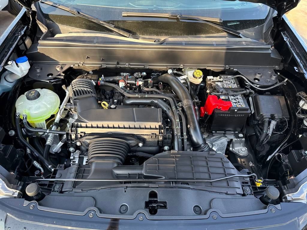 New 2025 Ford Maverick Lobo AWD/4WD image 32