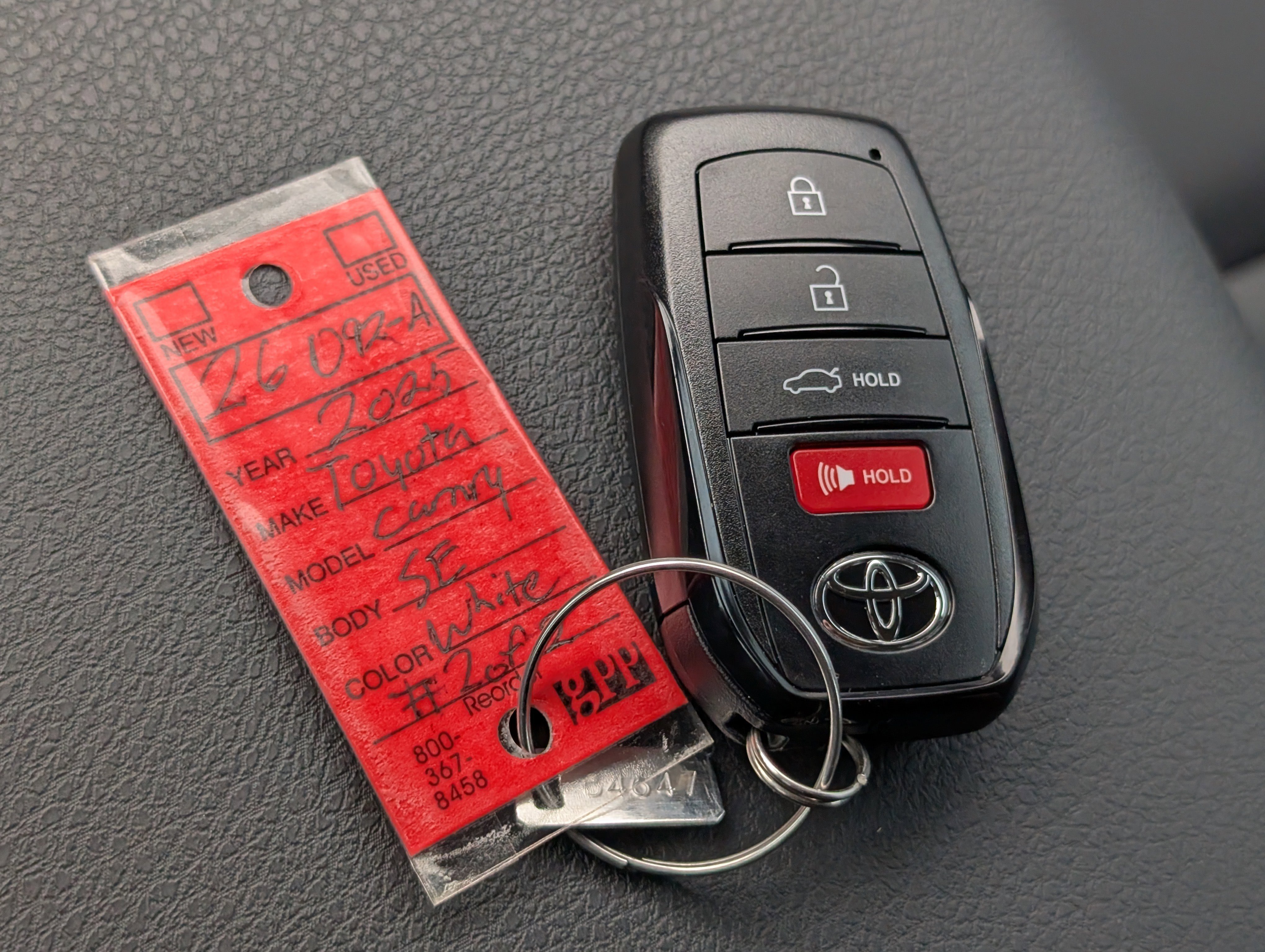 Used 2025 Toyota Camry SE image 26