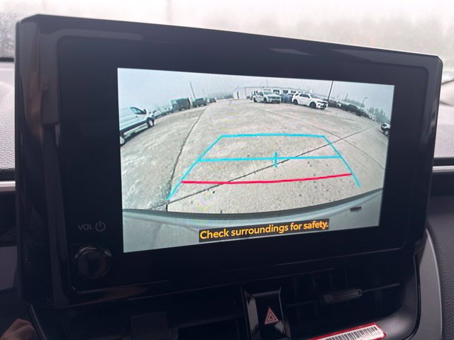 Used 2025 Toyota Corolla Cross LE FWD image 29