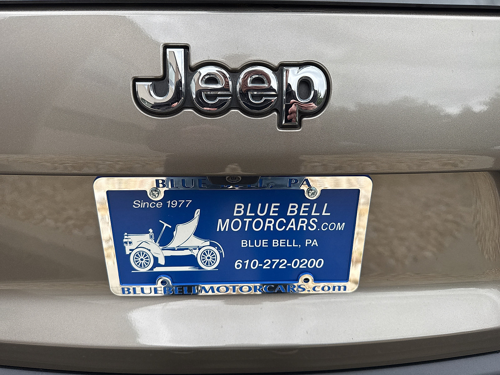 Used 2019 Jeep Cherokee Latitude w/ Cold Weather Group AWD/4WD image 23
