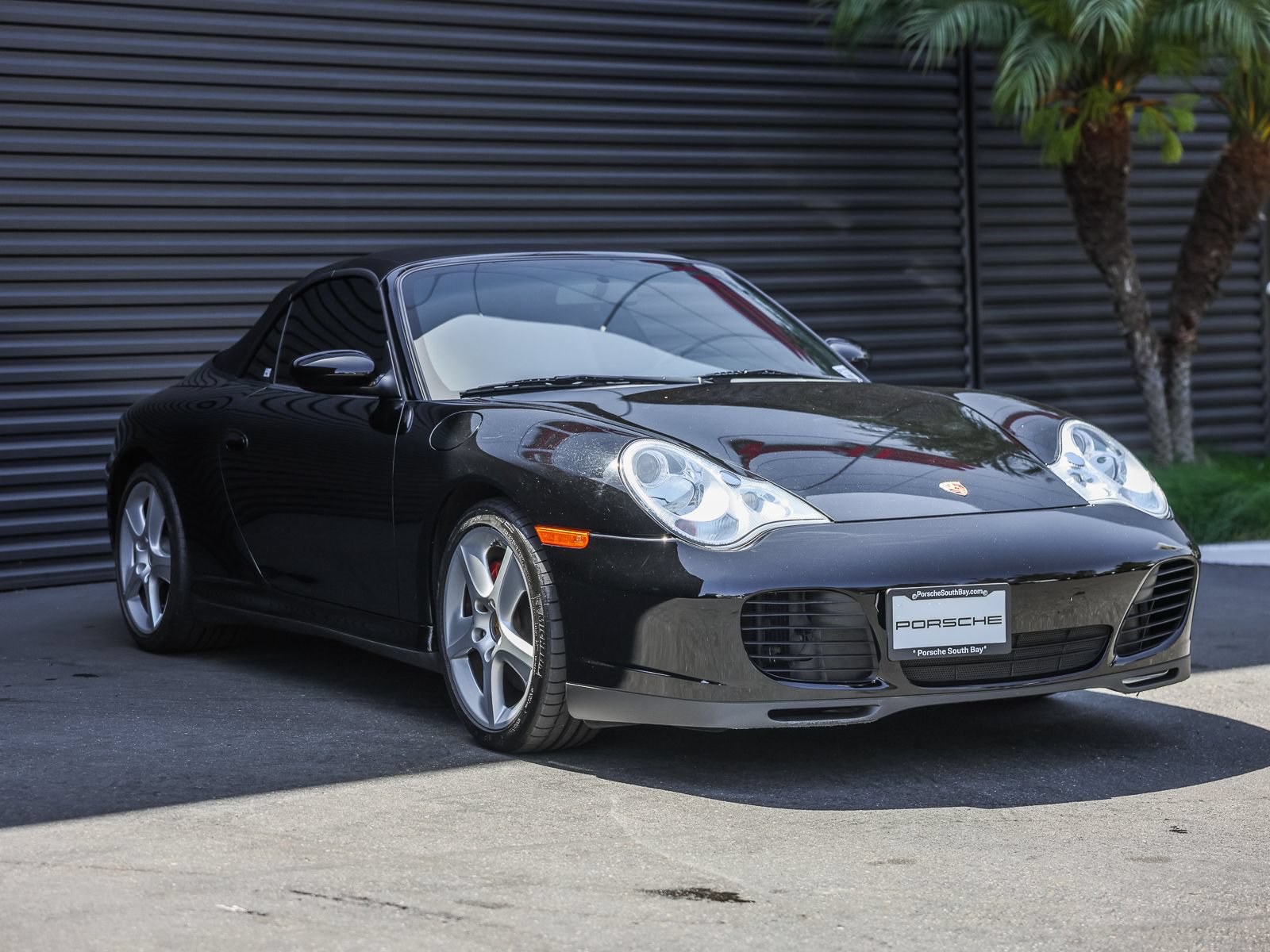Used 2004 Porsche 911 Carrera 4S AWD/4WD image 6
