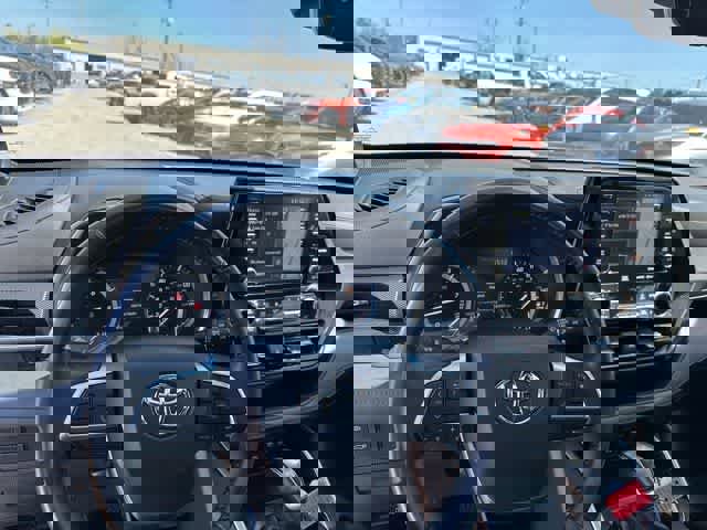 Used 2021 Toyota Highlander XSE image 7