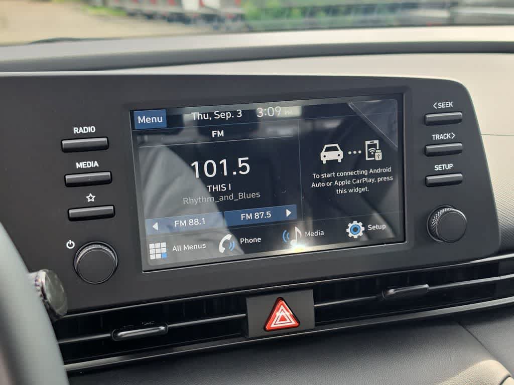 New 2026 Hyundai Elantra SEL Sport FWD image 30