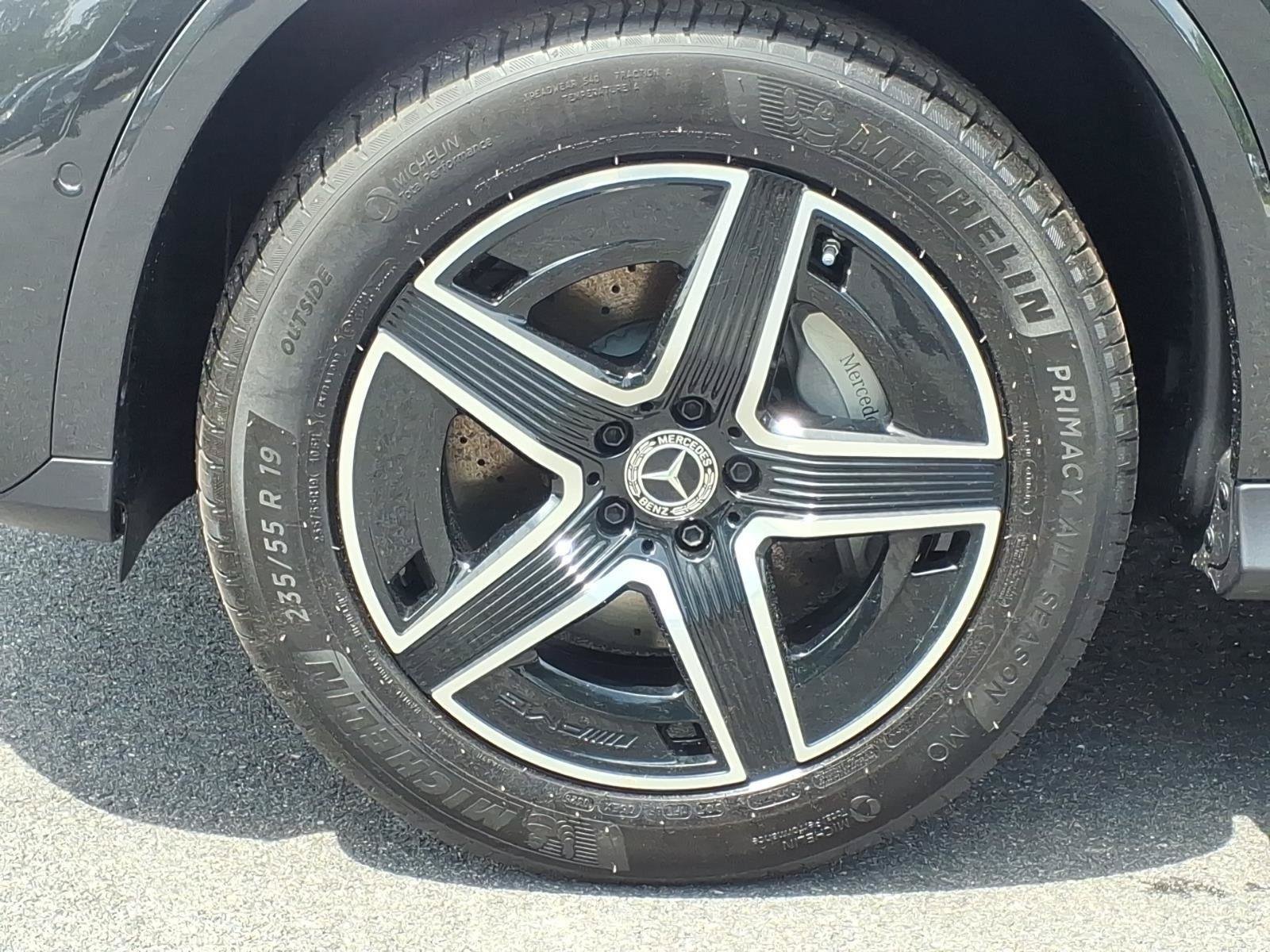 New 2026 Mercedes-Benz GLC 300 4MATIC image 11