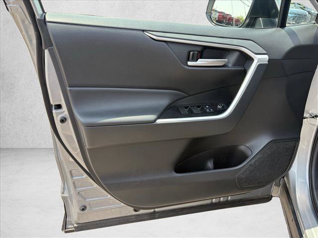 Certified 2025 Toyota RAV4 XLE AWD/4WD image 11
