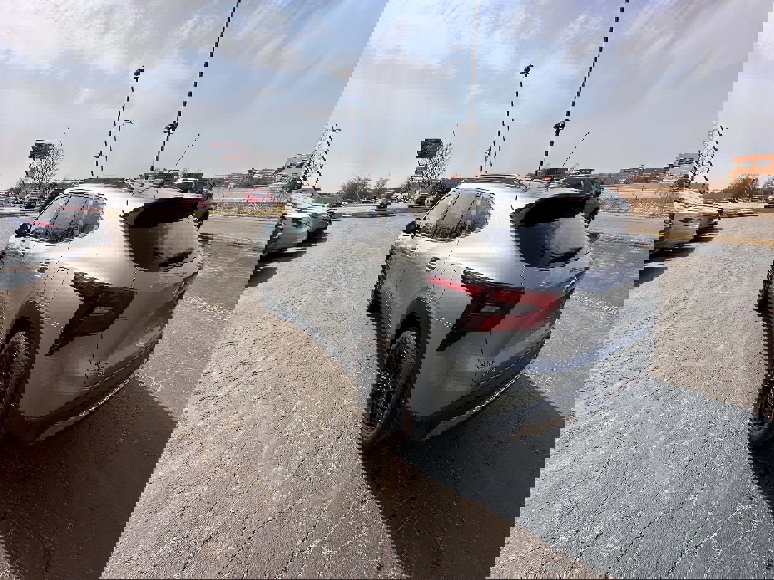 Used 2025 Chevrolet Trax ACTIV w/ Driver Confidence Package image 5