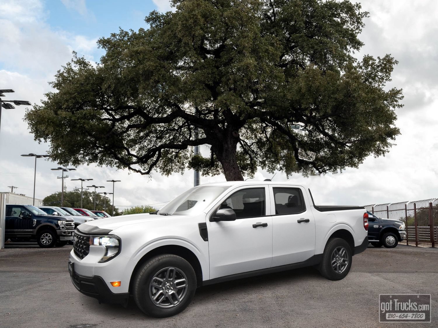 Used 2025 Ford Maverick XL