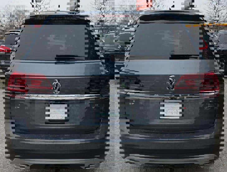 Used 2019 Volkswagen Atlas SE w/ Panoramic Sunroof Package image 5