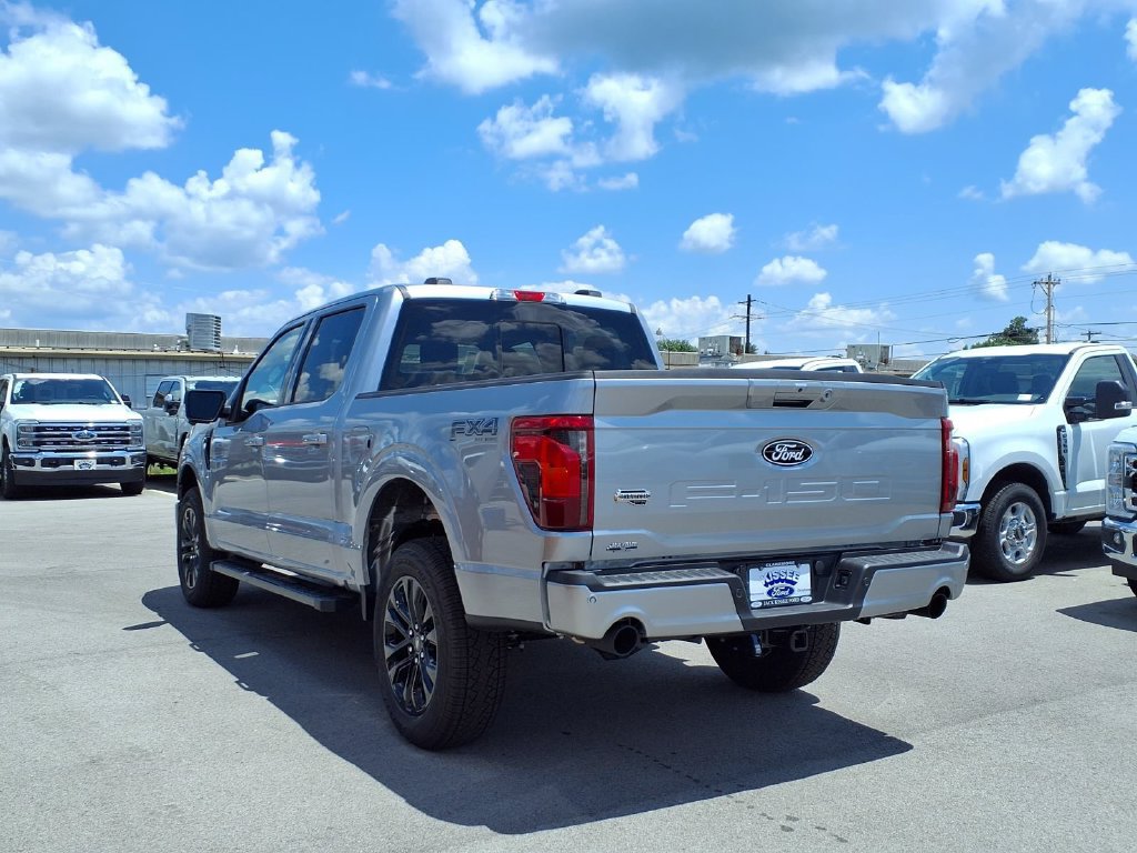 New 2026 Ford F150 XLT w/ Equipment Group 302A MID AWD/4WD image 2