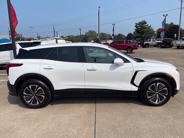 New 2026 Chevrolet Blazer EV LT FWD image 8