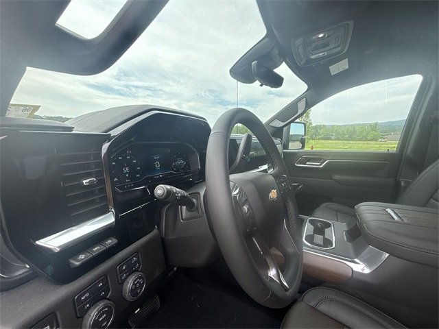 New 2025 Chevrolet Silverado 2500 High Country w/ Technology Package image 10