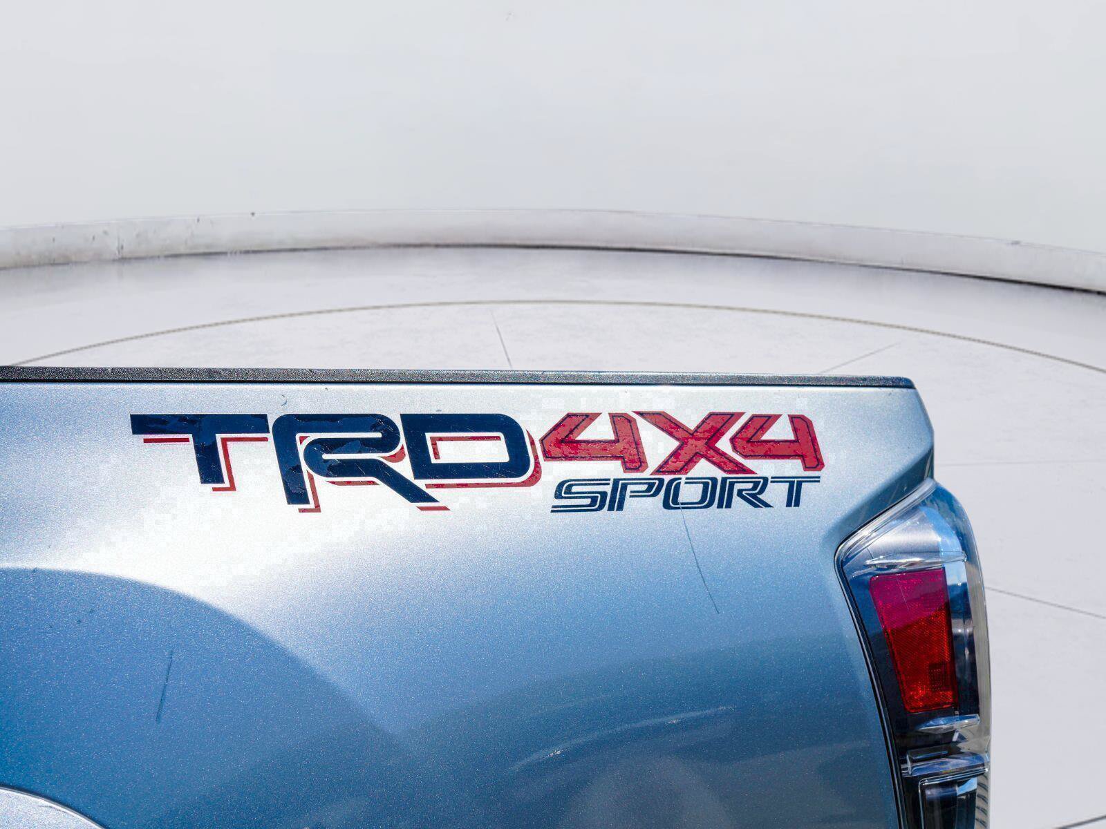 Used 2023 Toyota Tacoma TRD Sport AWD/4WD image 3