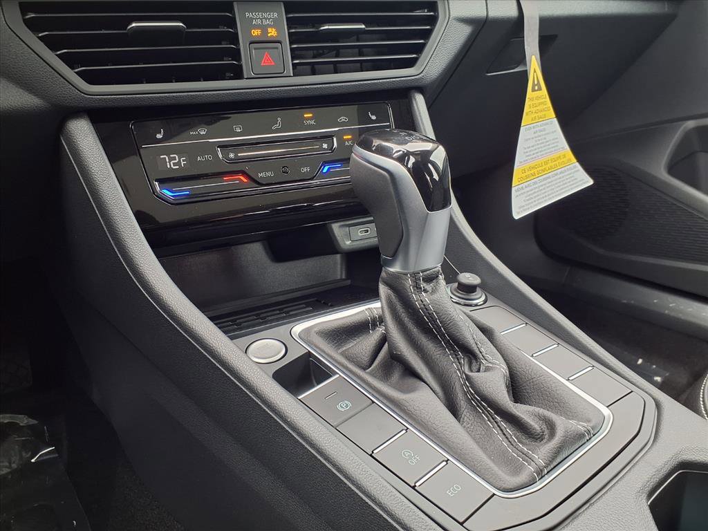New 2026 Volkswagen Jetta SE image 9